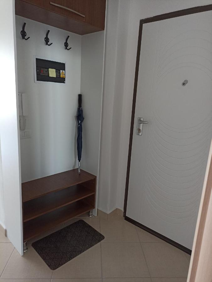 Apartment Cinco 33 Kufrujeme.Cz Durres Exterior photo