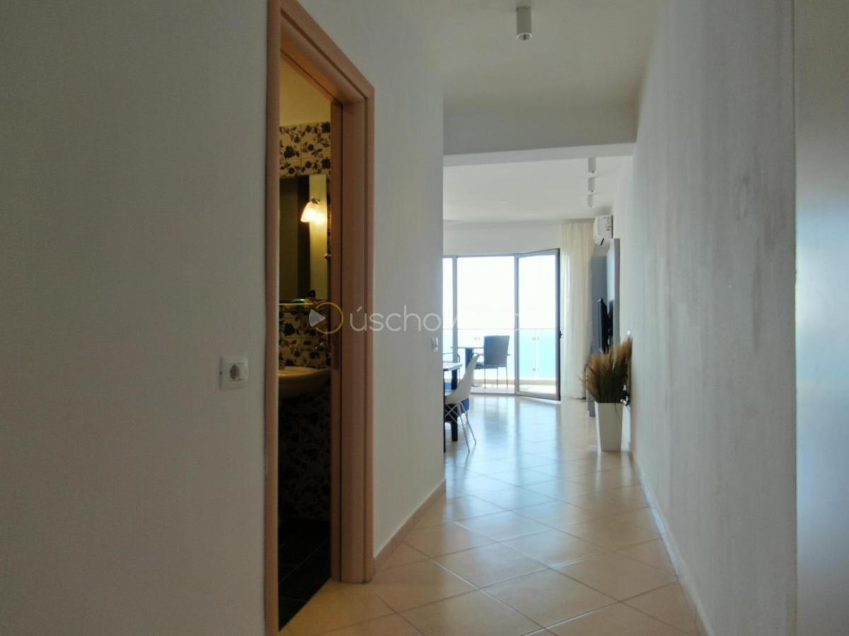 Apartment Cinco 33 Kufrujeme.Cz Durres Exterior photo